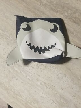 thirty-one Navy Small Zip Pouch Shark